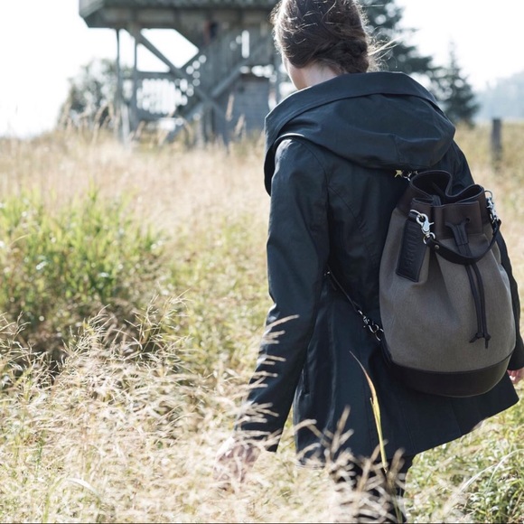 M0851 Black Leather Nylon Bucket Tote Bag - Picture 5 of 6